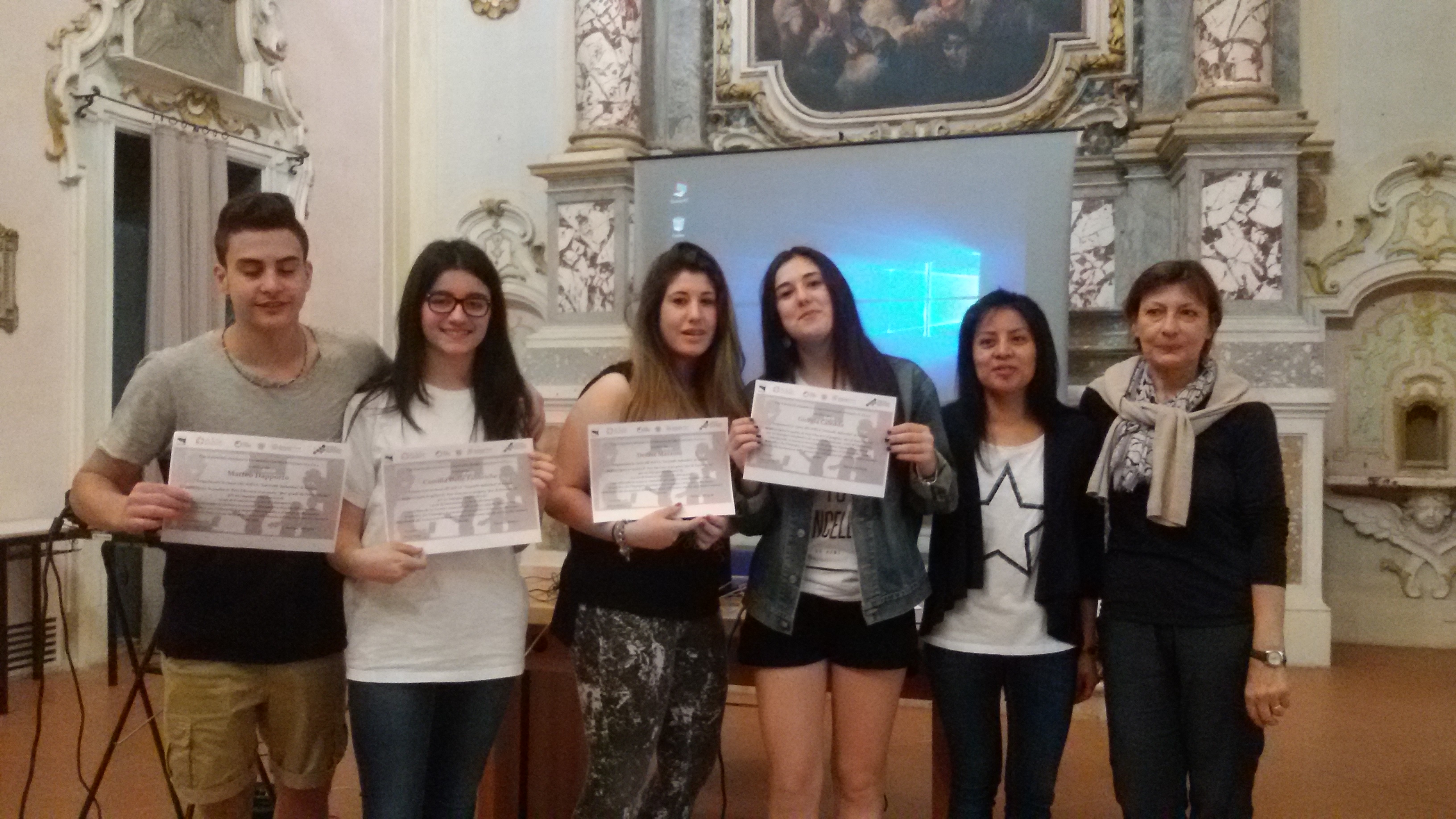 I ragazzi delle Scienze Umane si diplomano Peer Educators