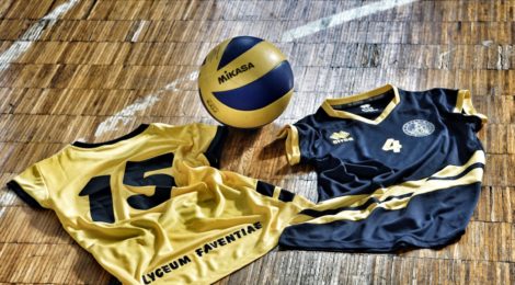 LICEO CAMPIONE DISTRETTUALE DI PALLAVOLO CON LE ALLIEVE