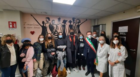 Inaugurata la sala d'attesa di senologia con le opere degli studenti dell'ind.Artistico