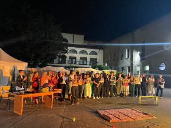 Il laboratorio teatrale mette in scena le "Metamorfosi rivedute e scorrette"